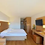 Helvetia Intergolf 4* Crans-Montana