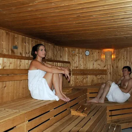 Helvetia Intergolf מלון